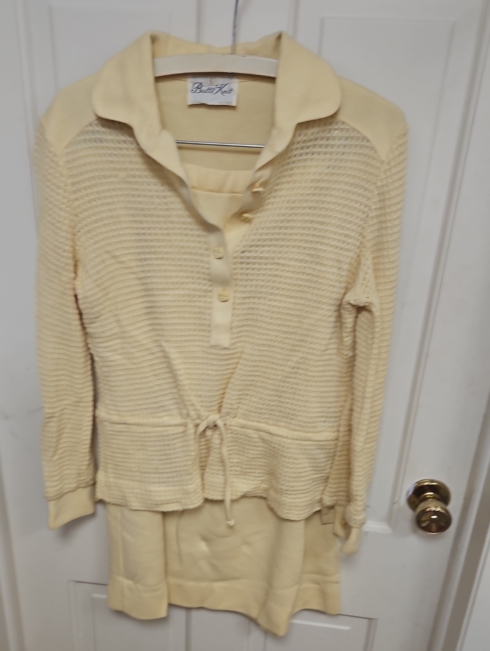 Vtg 70s Set Buttercream Knit Drawstring Pullover with Polo Collar